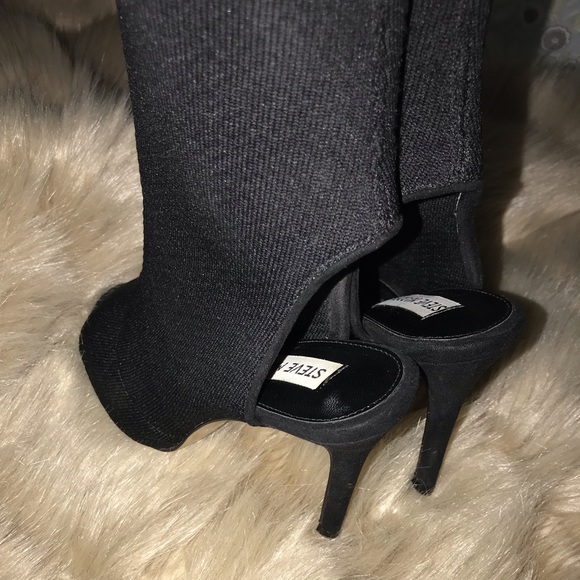 STEVE MADDEN “SLAY” Black sock heels - Picture 4 of 6